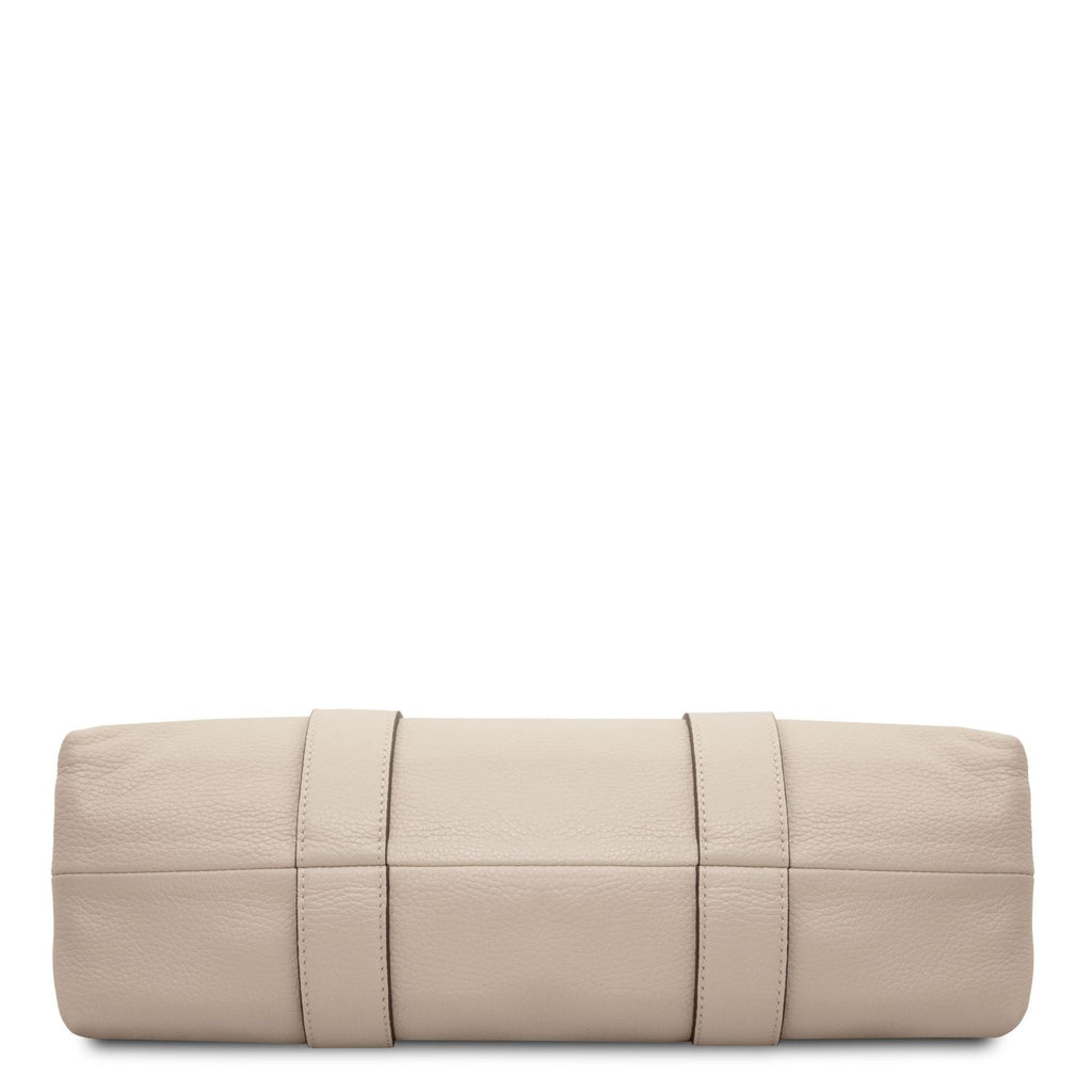 Callie - Soft leather shoulder bag | TL142415